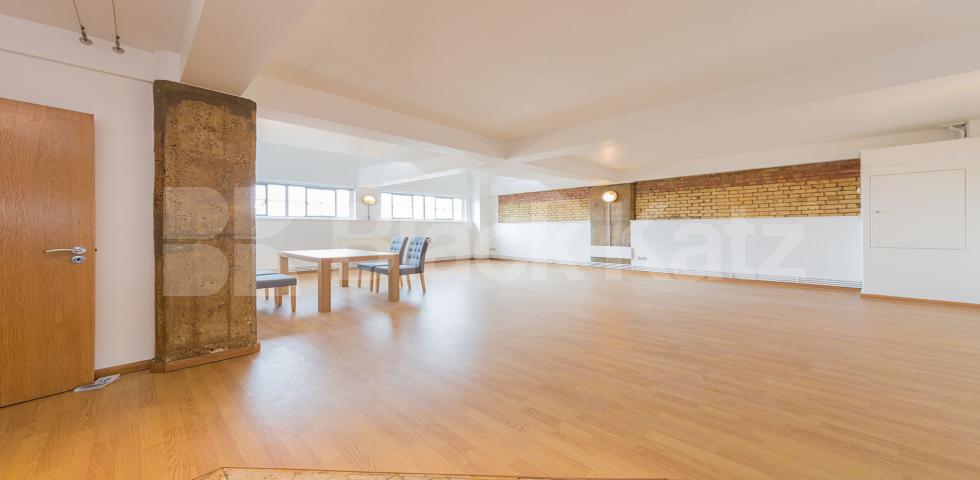 			SPACIOUS WAREHOUSE CONVERSION, 2 Bedroom, 1 bath, 1 reception Flat			 ABILITY VIEW-KINGSLAND ROAD E2, HAGGERSTON-HOXTON-DALSTON